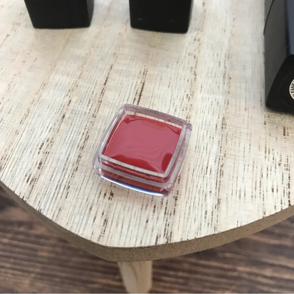 Amuse color #7272n